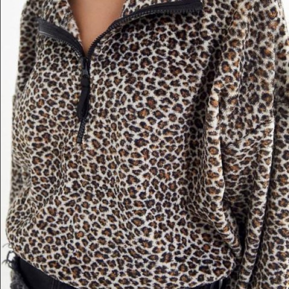 Uo Angela Fleece Pullover